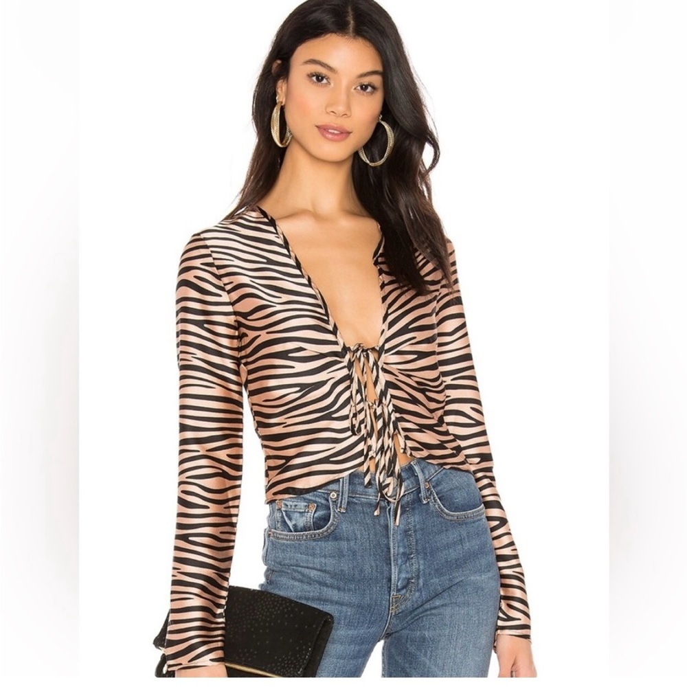 REVOLVE Superdown Tiger Print Tie Front‎ Top Size XS